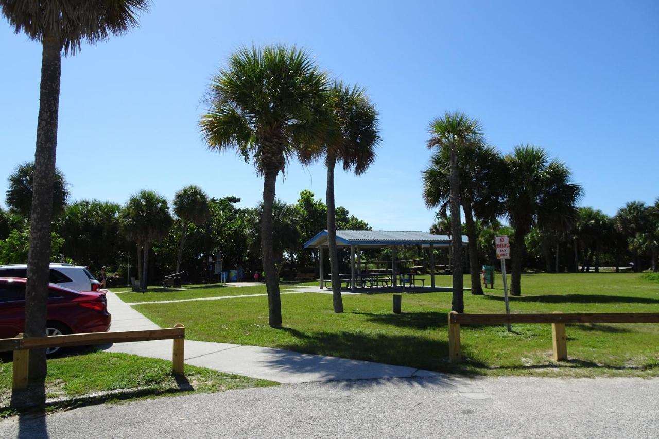 Cozy Canaveral Beach Condo! Next To Nasa Launch Site Cape Canaveral Exterior photo