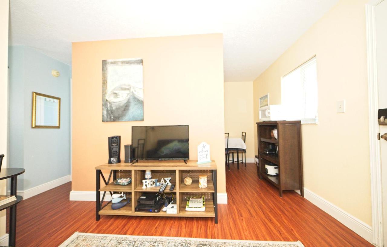 Cozy Canaveral Beach Condo! Next To Nasa Launch Site Cape Canaveral Exterior photo