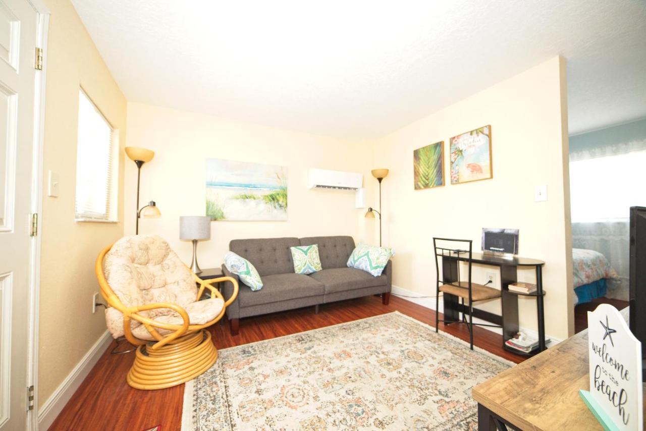 Cozy Canaveral Beach Condo! Next To Nasa Launch Site Cape Canaveral Exterior photo